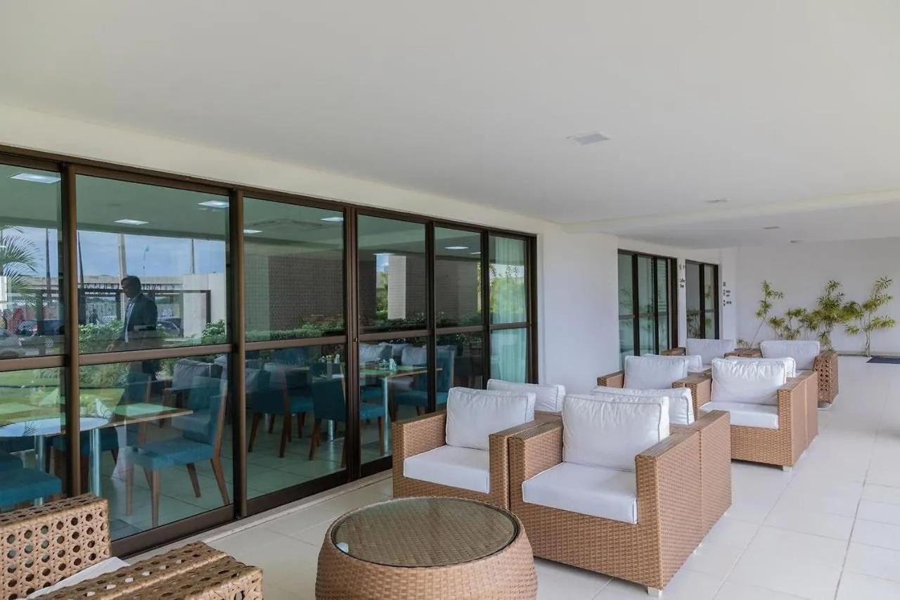 Flat Ao Lado Do Rio Mar No Edf Beach Class Excelsior Por Yolo Recife Esterno foto